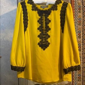 Gracia Long-sleeve Fancy Lace Blouse